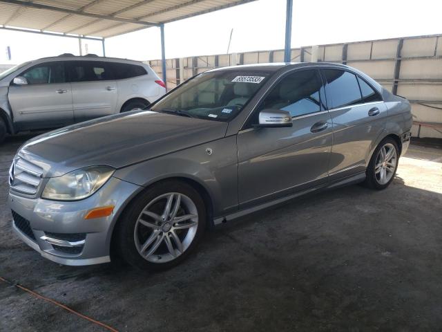 Obraz 1 z 2014 MERCEDES-BENZ C 250 2014 z VIN WDDGF4HB6EA945908