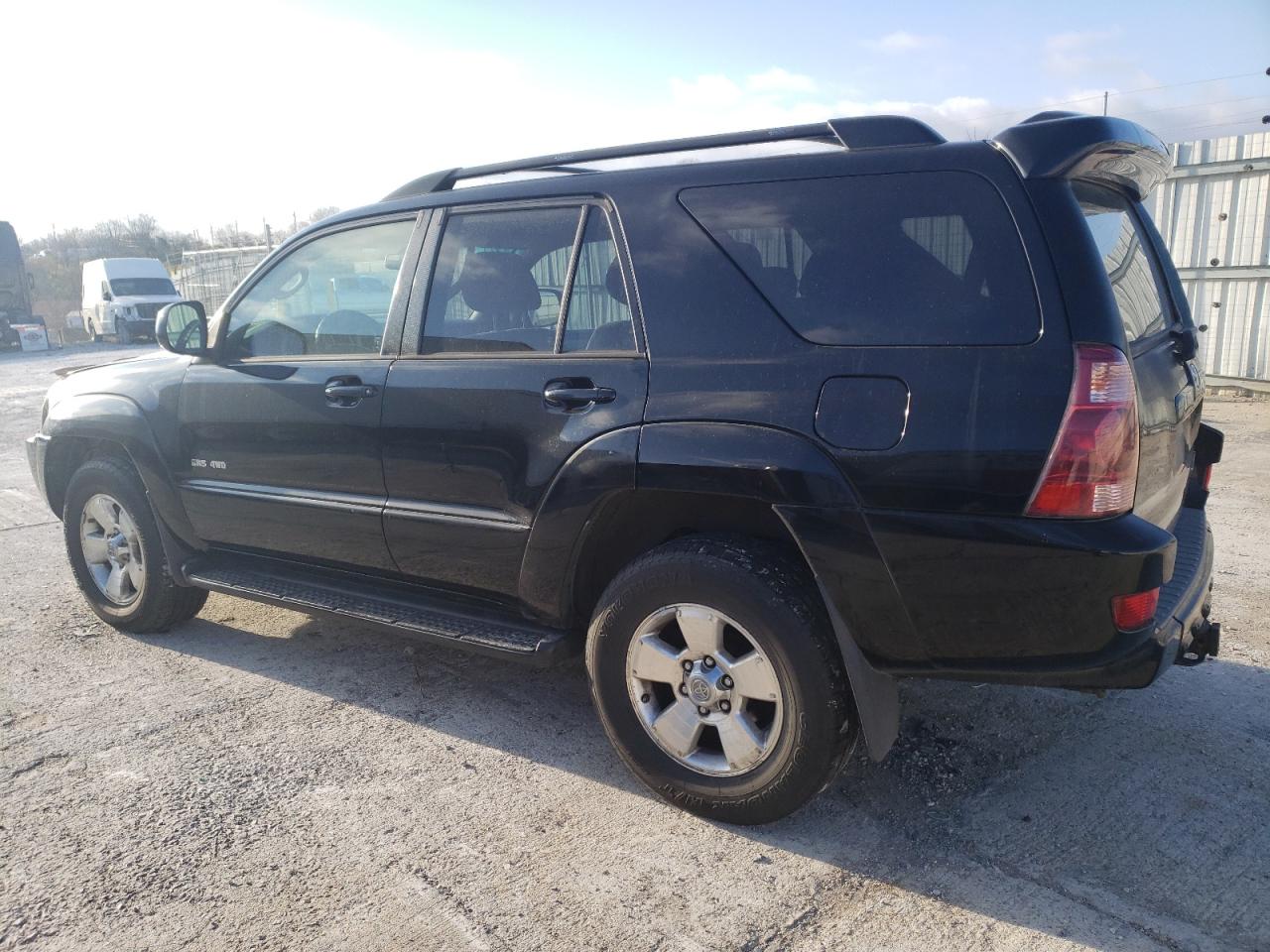 Изображение 2 2005 TOYOTA 4RUNNER SR5 2005 с VIN JTEBT14R150057499