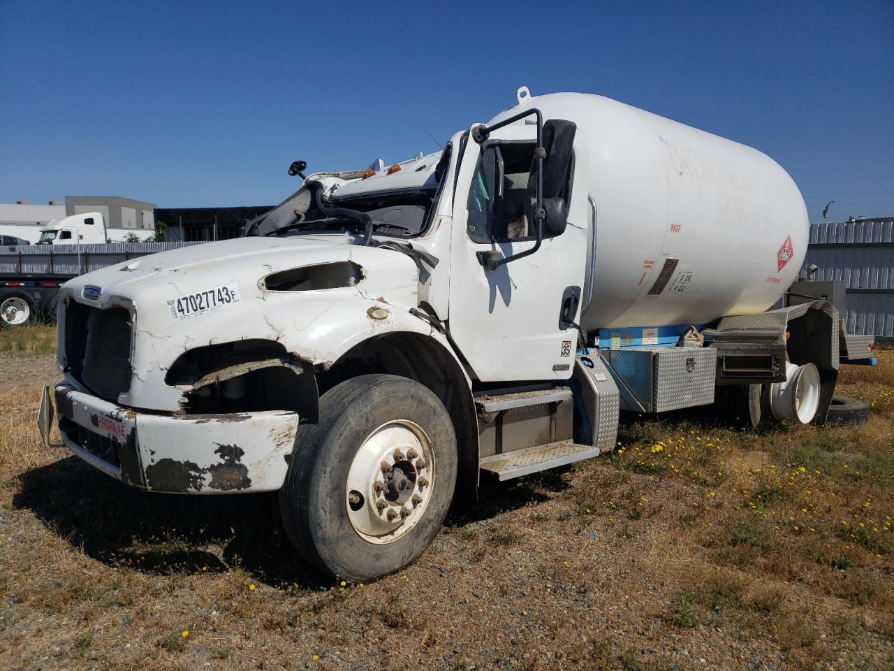2011 FREIGHTLINER M2 106 MEDIUM DUTY 2011 image