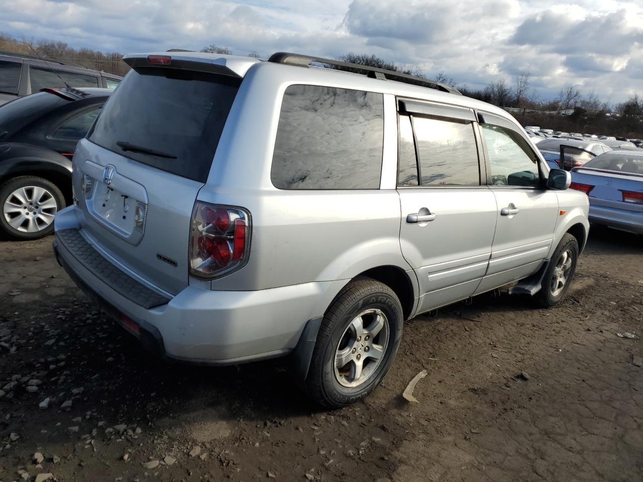 Изображение 3 2006 HONDA PILOT EX 2006 с VIN 2HKYF18496H508154