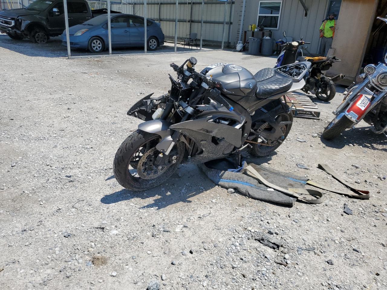 Изображение 2 2013 YAMAHA YZFR6  2013 с VIN JYARJ16E1DA027880