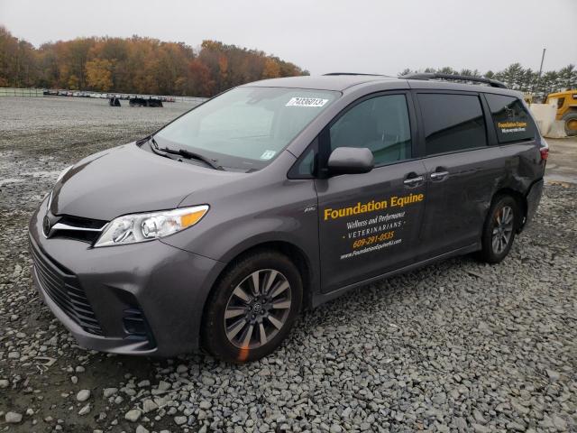 2020 TOYOTA SIENNA LE 2020 image
