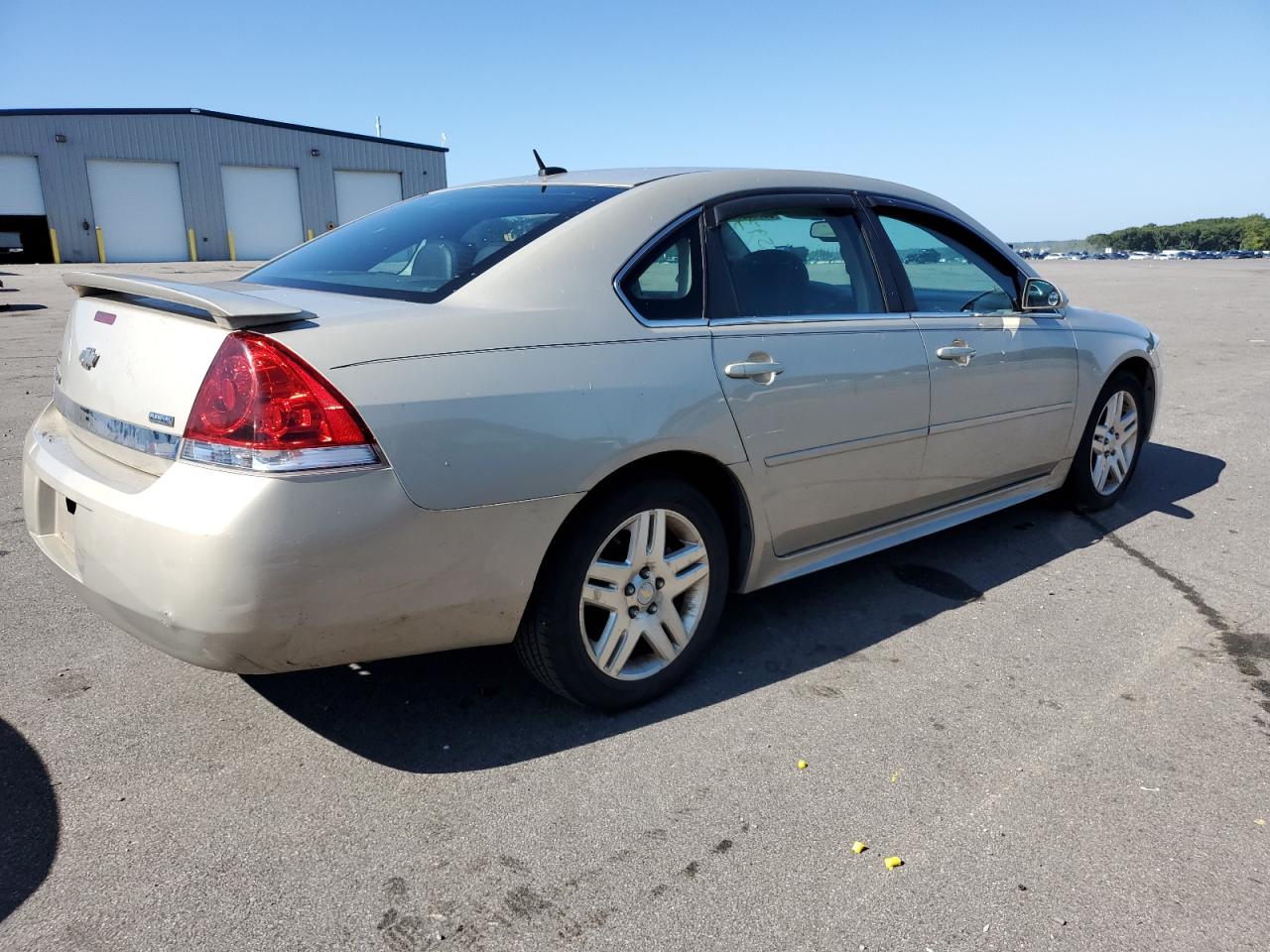 Image 3 of 2011 CHEVROLET IMPALA LT 2011 with VIN 2G1WG5EK5B1332934