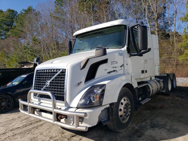 Изображение 2 2012 VOLVO VN VNL 2012 с VIN 4V4NC9EH9CN561860