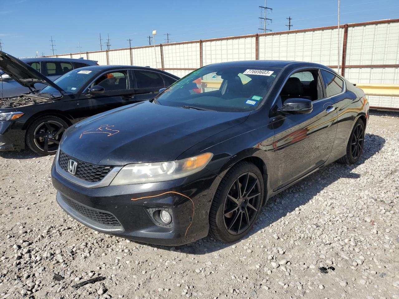 Image 1 of 2013 HONDA ACCORD EXL 2013 with VIN 1HGCT2B88DA011543