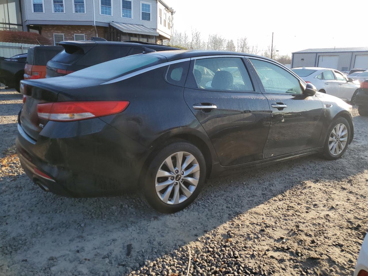 Image 3 of 2017 KIA OPTIMA EX 2017 with VIN 5XXGU4L3XHG168027