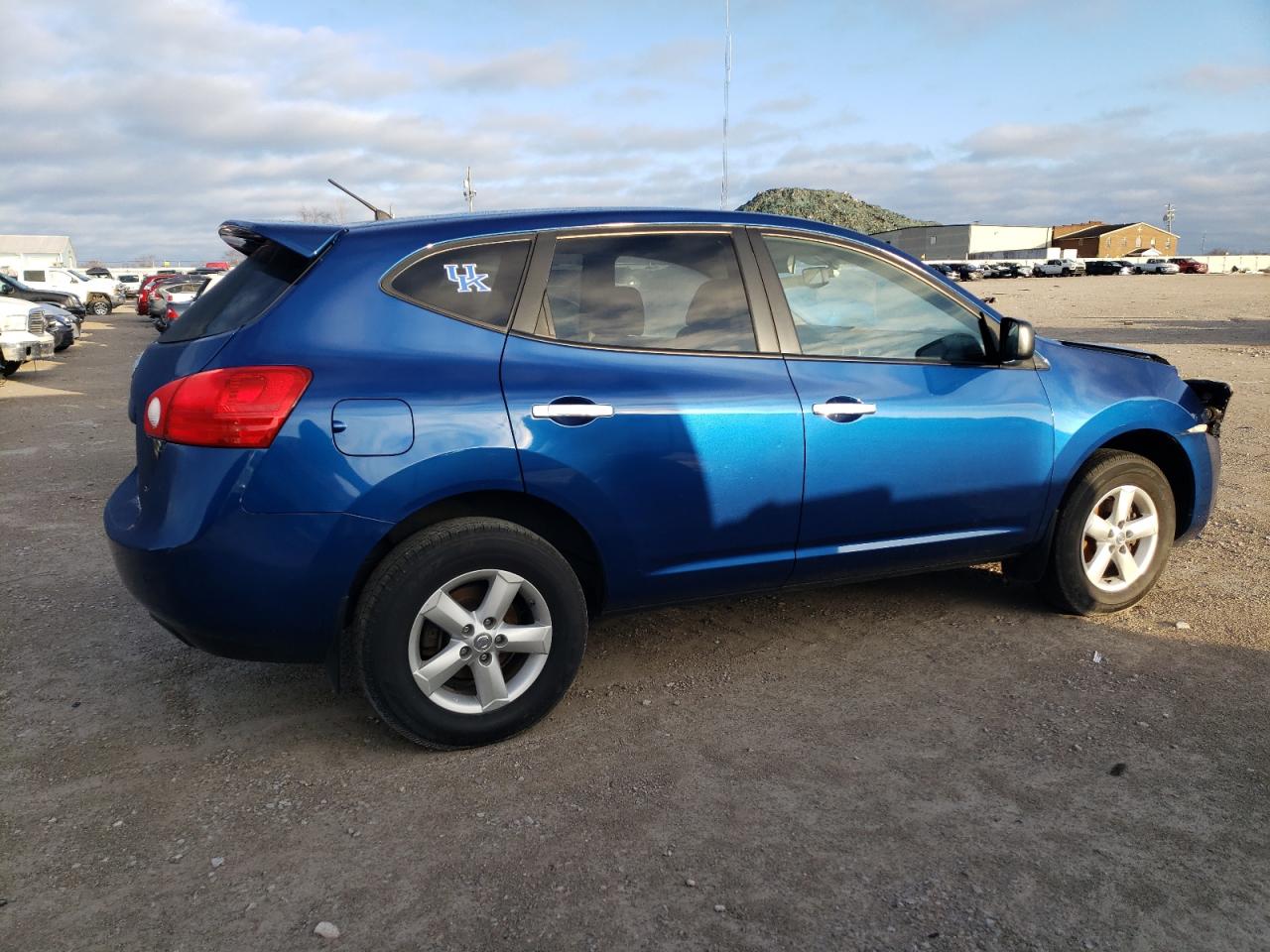 Image 3 of 2010 NISSAN ROGUE S 2010 with VIN JN8AS5MT1AW015058