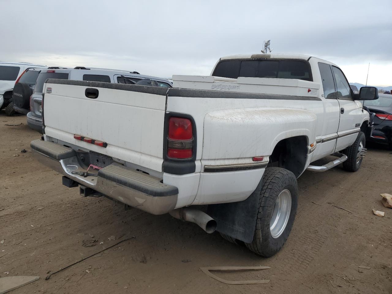 Изображение 3 1997 DODGE RAM 3500  1997 с VIN 3B7MF33D0VM592603