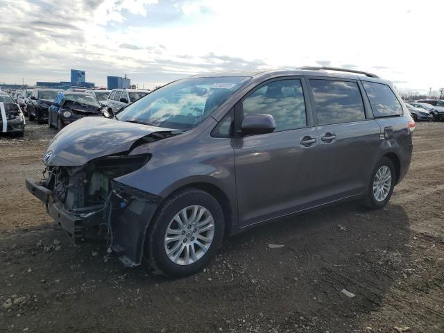 Изображение 2012 TOYOTA SIENNA XLE 2012