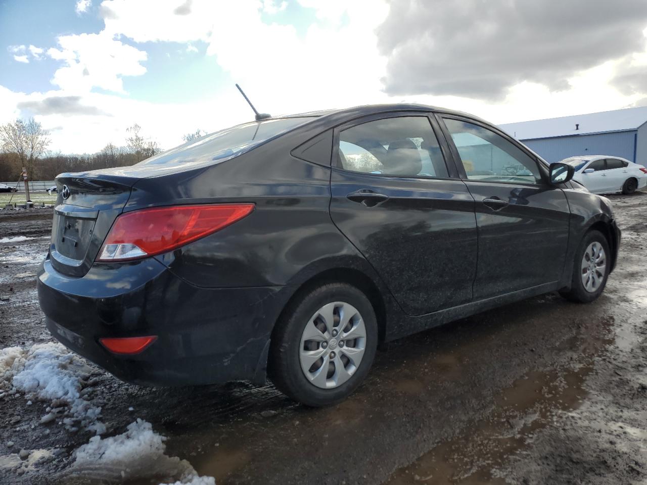 Obraz 3 z 2016 HYUNDAI ACCENT SE 2016 z VIN KMHCT4AE4GU079161