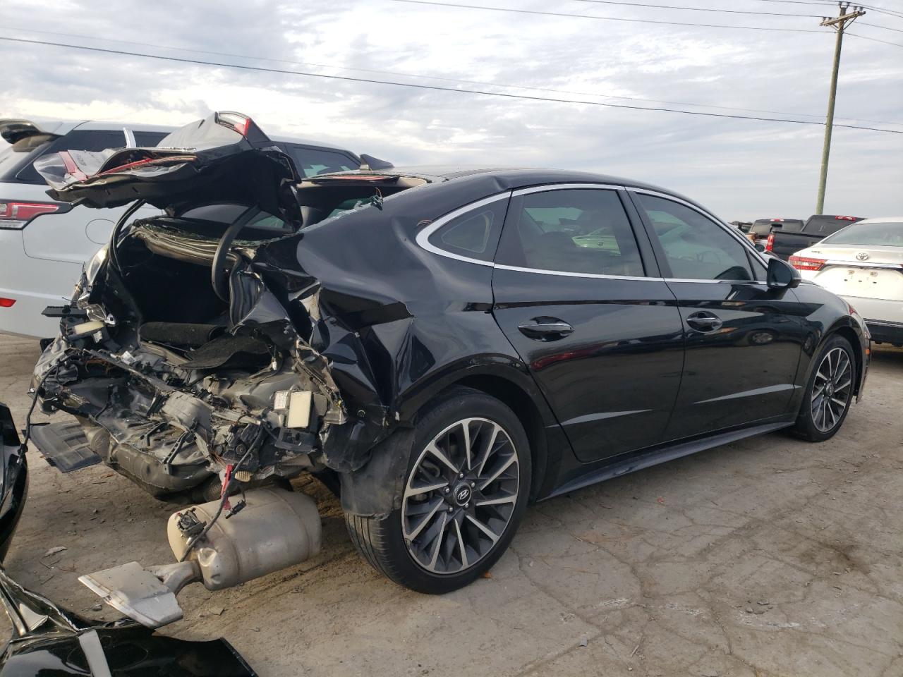 Obraz 3 z 2020 HYUNDAI SONATA LIMITED 2020 z VIN 5NPEH4J29LH028392
