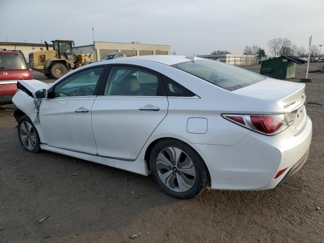 Image 2 of 2013 HYUNDAI SONATA HYBRID 2013 with VIN KMHEC4A46DA091440