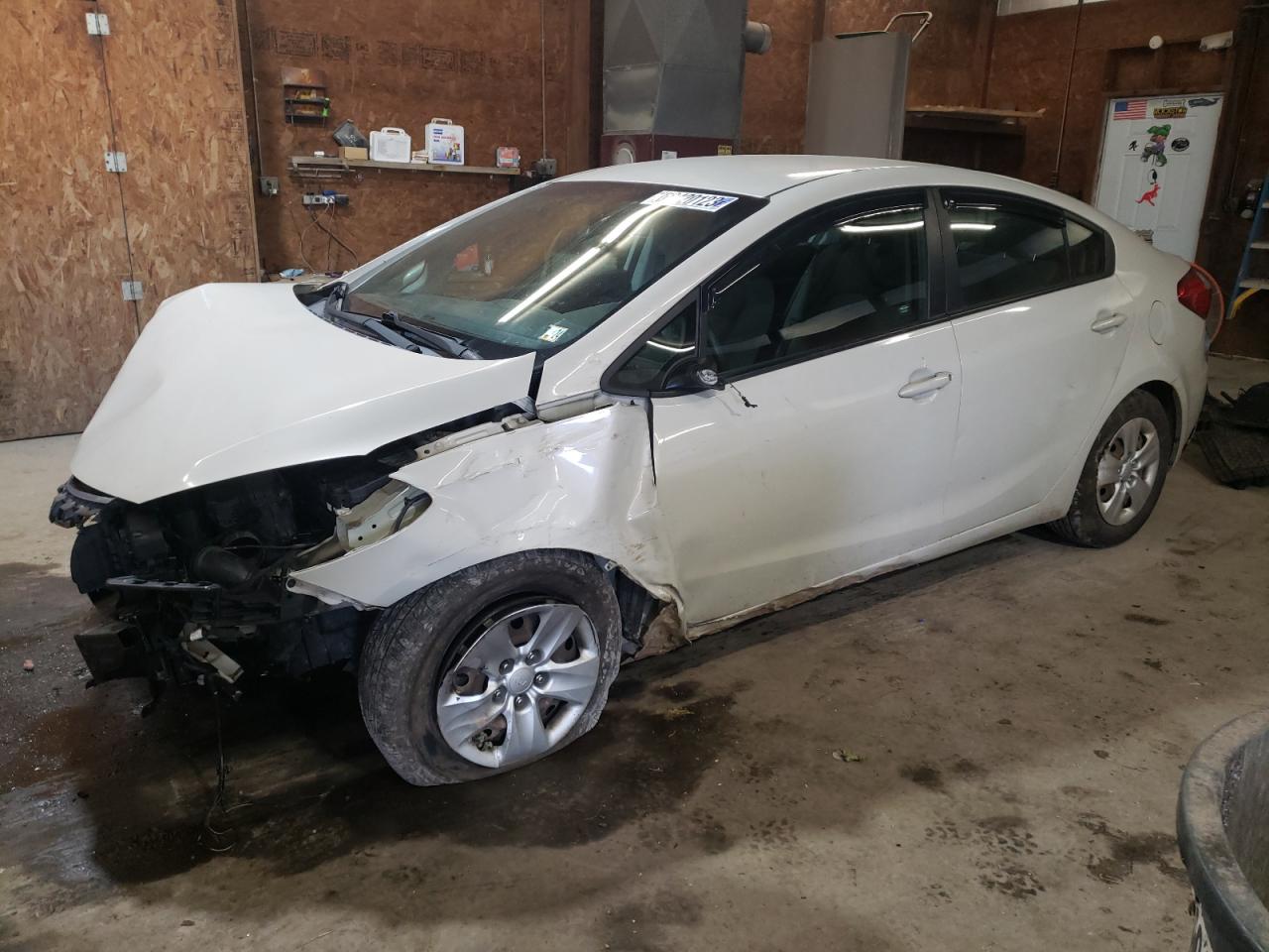 Obraz 1 z 2015 KIA FORTE LX 2015 z VIN KNAFK4A6XF5289573