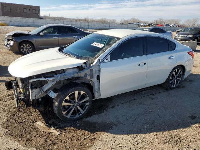 Image 1 of 2016 NISSAN ALTIMA 2.5 2016 with VIN 1N4AL3AP3GC264594