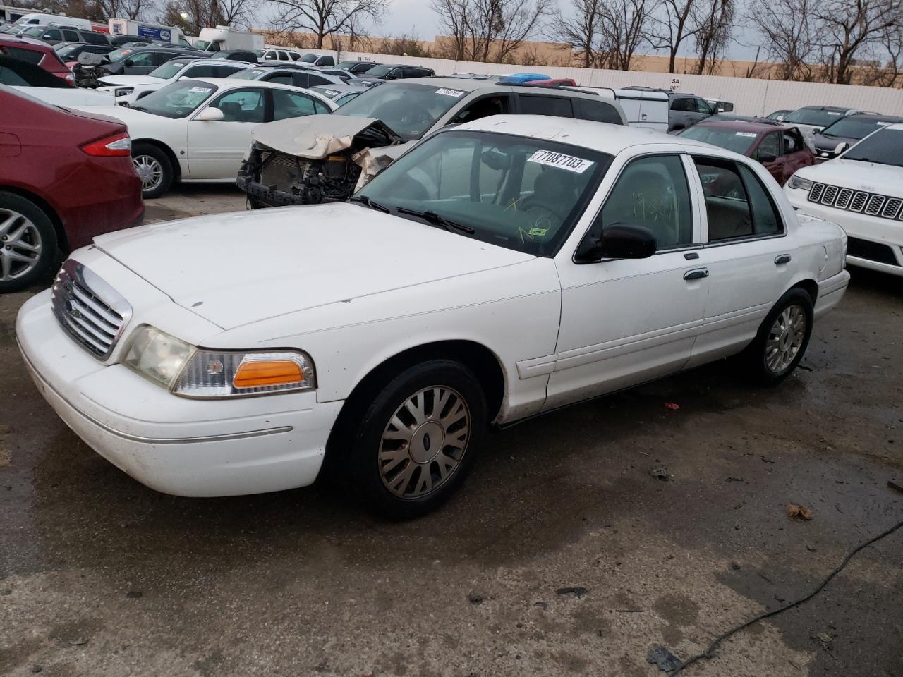 Image 1 of 2005 FORD CROWN VICTORIA LX 2005 with VIN 2FAFP74W05X130064