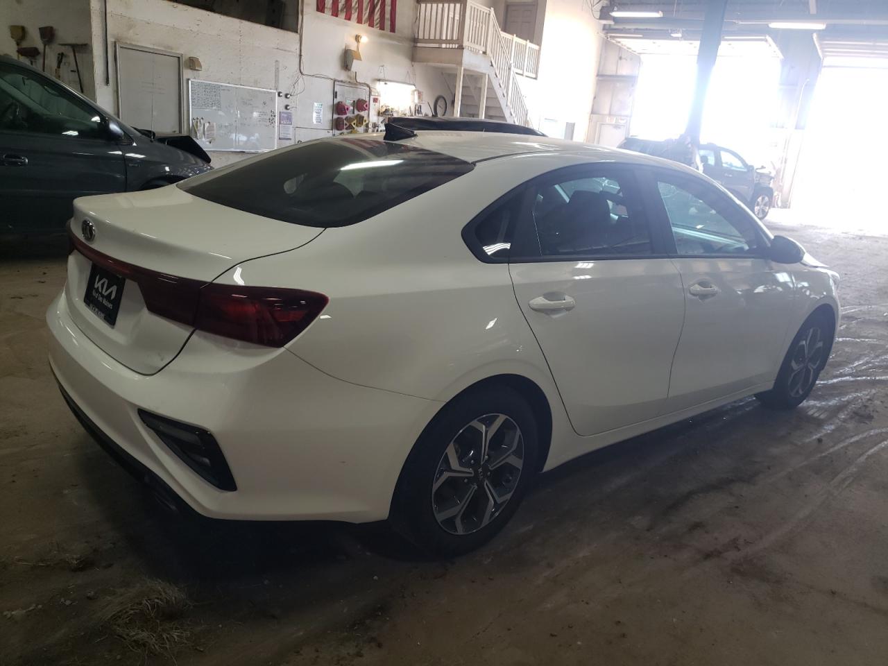 Image 3 of 2021 KIA FORTE FE 2021 with VIN 3KPF24AD2ME394739