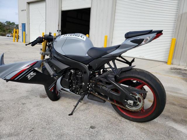 Image 3 of 2023 SUZUKI GSX-R750  2023 with VIN JS1GR7MA7P7100592