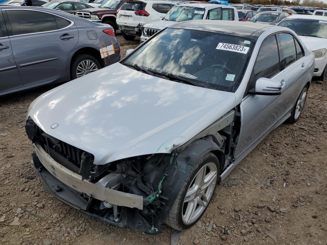 Изображение 1 2011 MERCEDES-BENZ C 300 2011 с VIN WDDGF5EB2BR136798