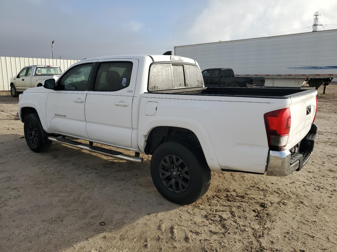 Obraz 2 z 2020 TOYOTA TACOMA DOUBLE CAB 2020 z VIN 5TFAX5GN0LX175584