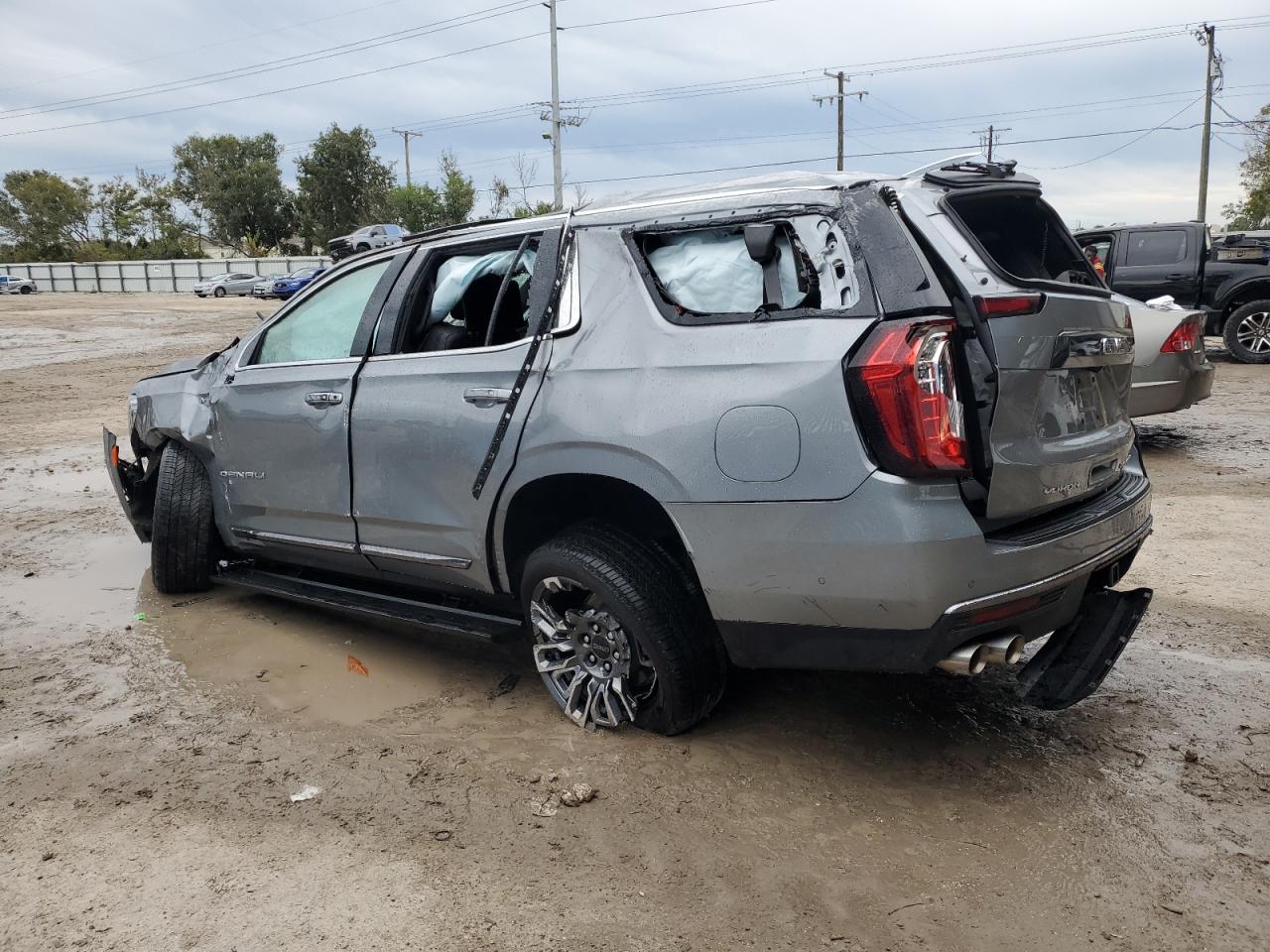 Image 2 of 2023 GMC YUKON DENALI ULTIMATE 2023 with VIN 1GKS2EKL9PR372129