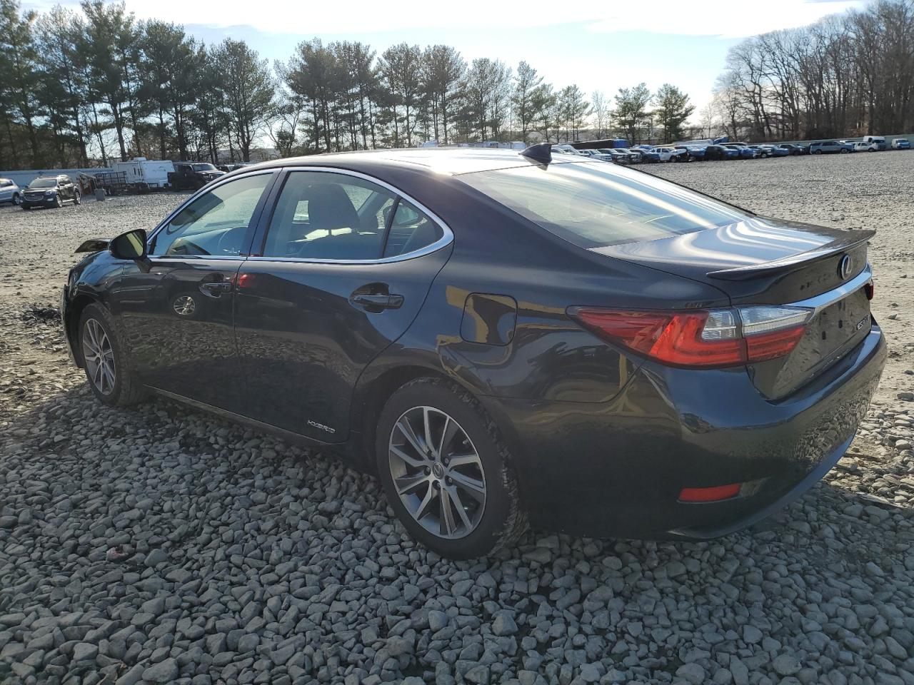 Image 2 of 2017 LEXUS ES 300H 2017 with VIN JTHBW1GG5H2139054