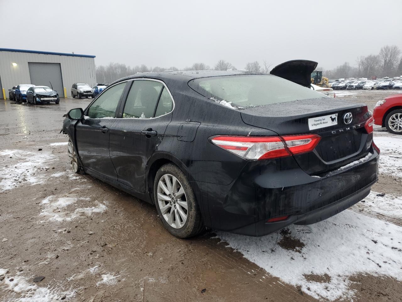 Изображение 2 2018 TOYOTA CAMRY L 2018 с VIN JTNB11HK4J3032205