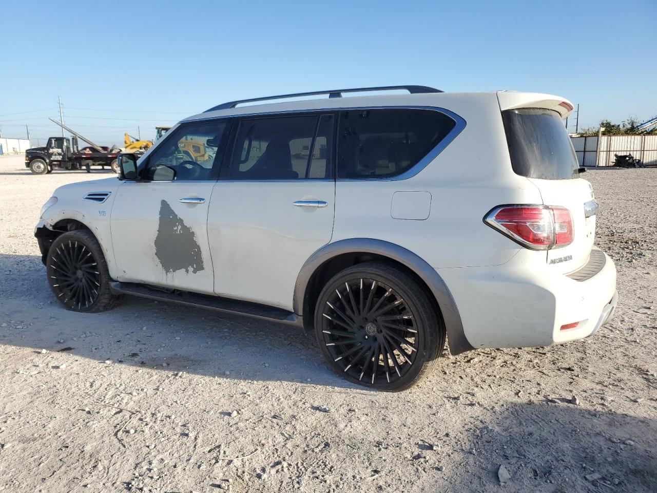 Image 2 of 2017 NISSAN ARMADA SV 2017 with VIN JN8AY2ND7H9003705