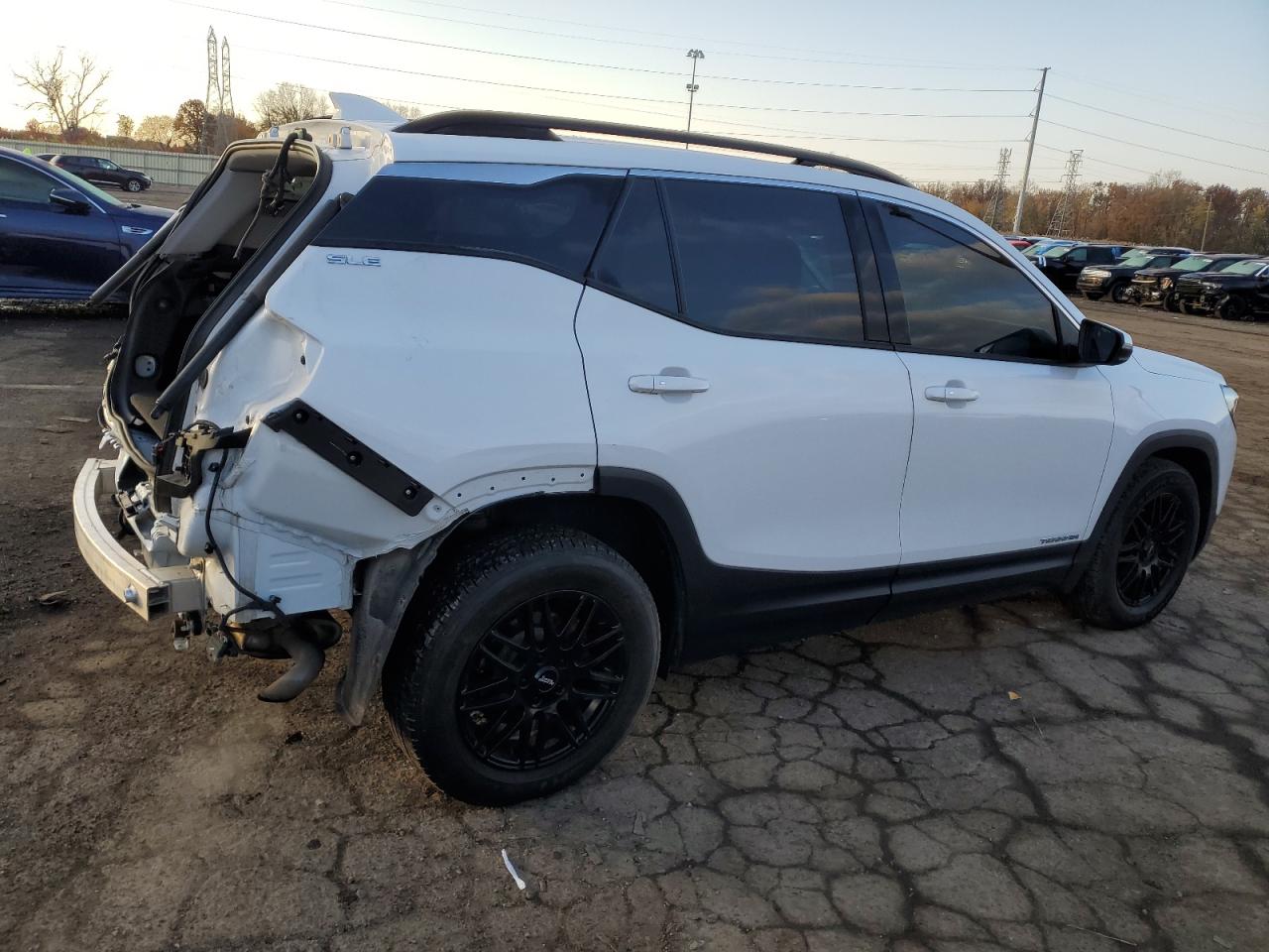Image 3 of 2019 GMC TERRAIN SLE 2019 with VIN 3GKALMEV6KL262252