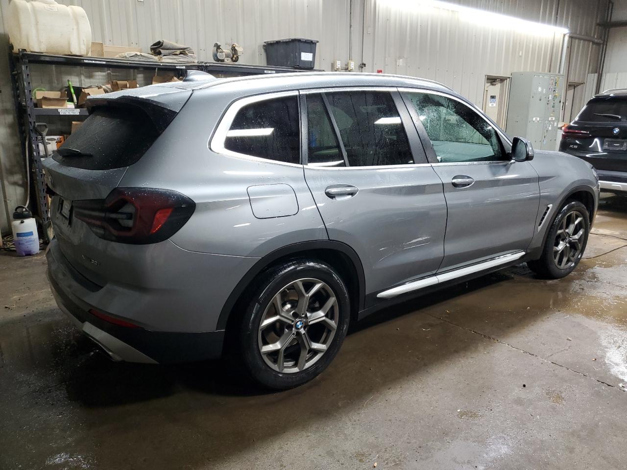Image 3 of 2023 BMW X3 XDRIVE30I 2023 with VIN 5UX53DP00P9N51401