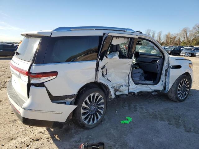 Obraz 3 z 2022 LINCOLN NAVIGATOR BLACK LABEL 2022 z VIN 5LMJJ2TT0NEL01793