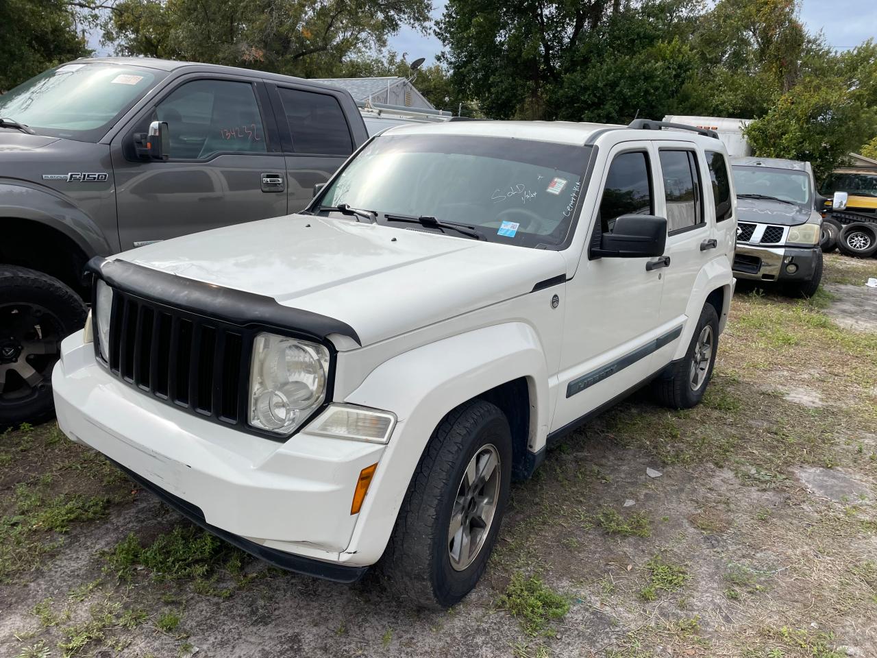 Image 2 of 2008 JEEP LIBERTY SPORT 2008 with VIN 1J8GN28K28W255039