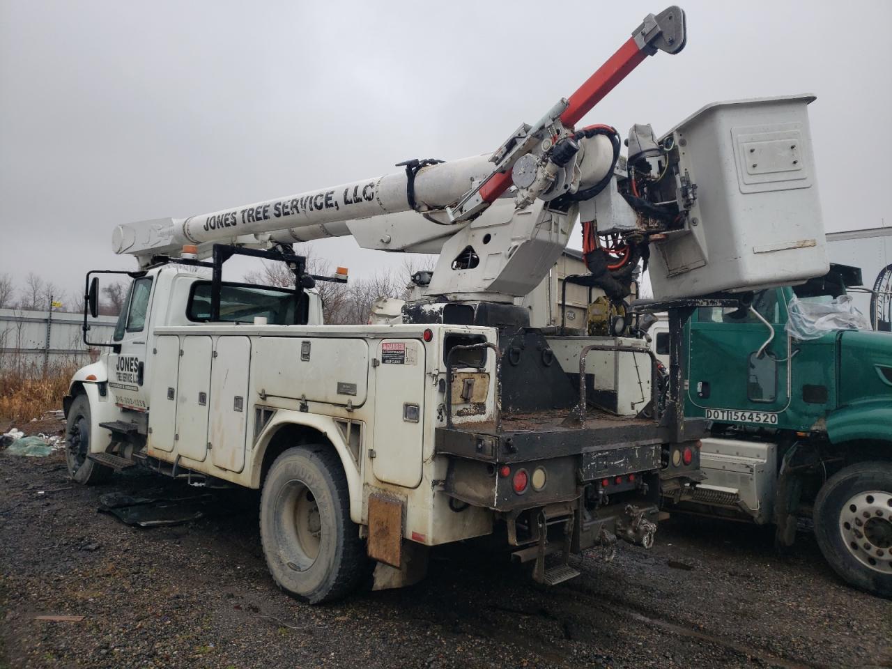 Image 3 of 2003 INTERNATIONAL 4000 4400 2003 with VIN 1HTMKAAR73H597302