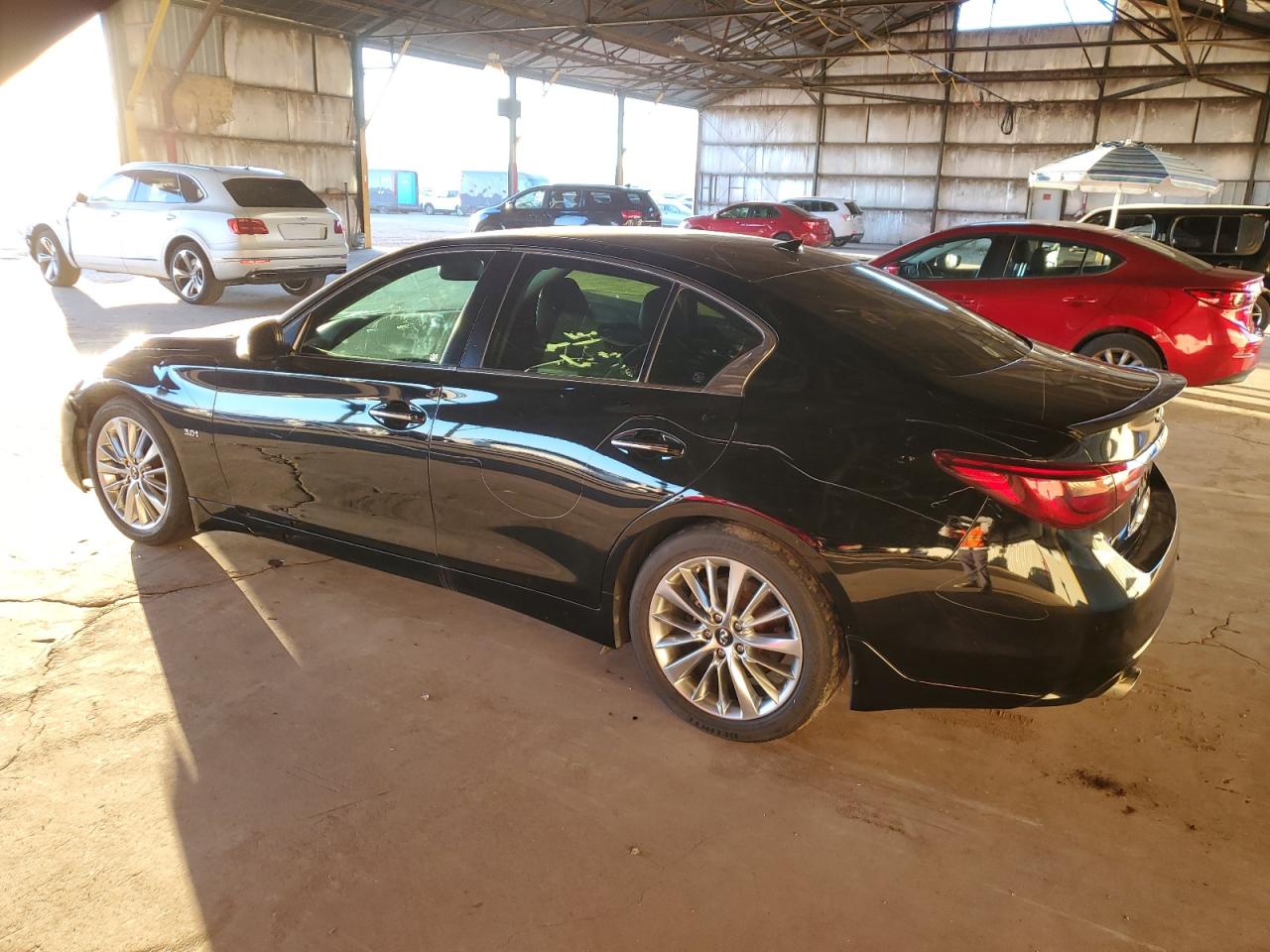 Image 2 of 2018 INFINITI Q50 LUXE 2018 with VIN JN1EV7AP2JM356569