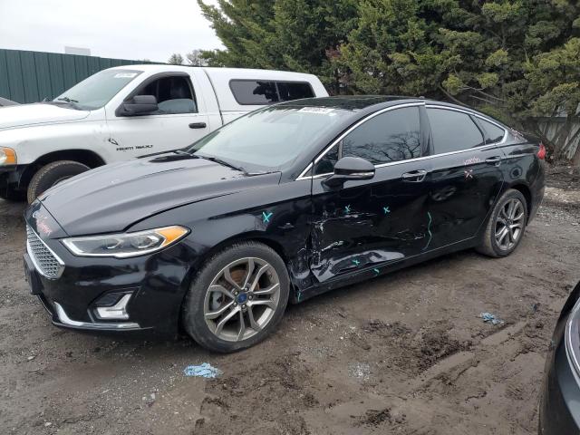 Obraz 1 z 2019 FORD FUSION TITANIUM 2019 z VIN 3FA6P0RU0KR180228