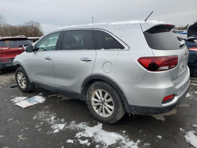 Image 2 of 2019 KIA SORENTO LX 2019 with VIN 5XYPG4A56KG558735