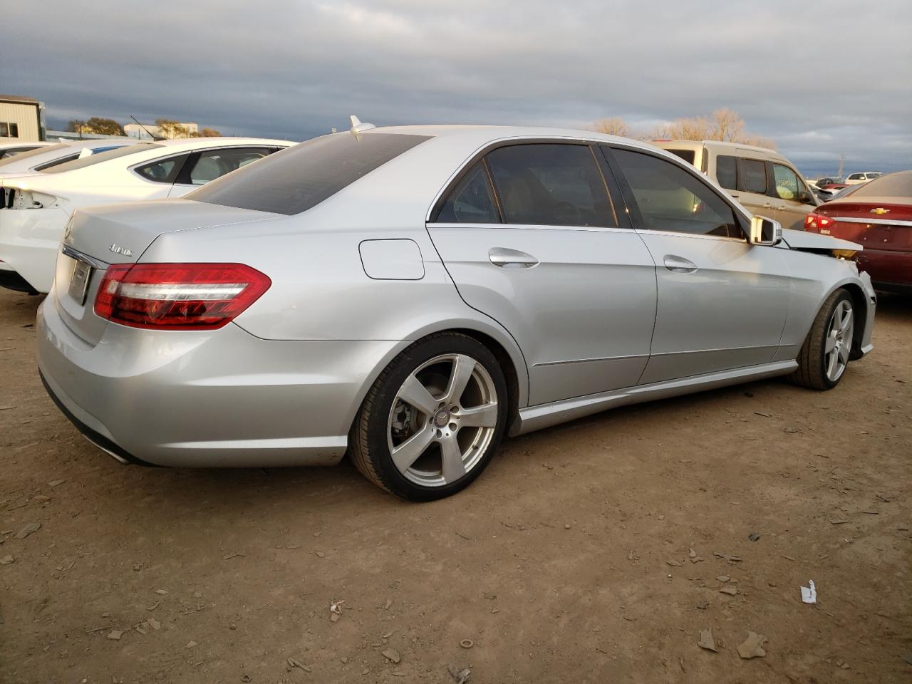 Obraz 3 z 2011 MERCEDES-BENZ E 350 4MATIC 2011 z VIN WDDHF8HBXBA463028