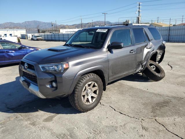 Obraz 1 z 2014 TOYOTA 4RUNNER SR5 2014 z VIN JTEBU5JRXE5191701