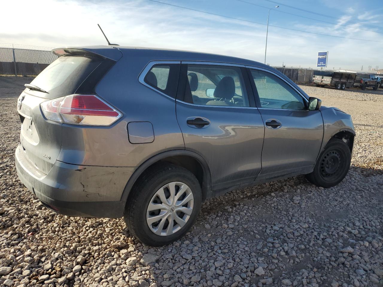 Obraz 3 z 2016 NISSAN ROGUE S 2016 z VIN KNMAT2MV2GP670731