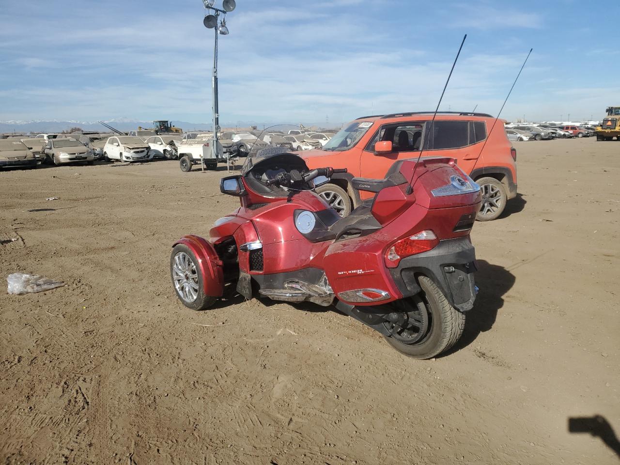 Obraz 3 z 2015 CAN-AM SPYDER ROADSTER RT 2015 z VIN 2BXNBDD24FV002052
