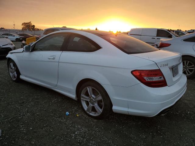Изображение 2 2015 MERCEDES-BENZ C 250 2015 с VIN WDDGJ4HB1FG418307