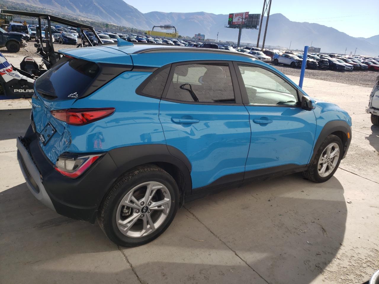 Image 3 of 2022 HYUNDAI KONA SEL 2022 with VIN KM8K3CAB3NU904244