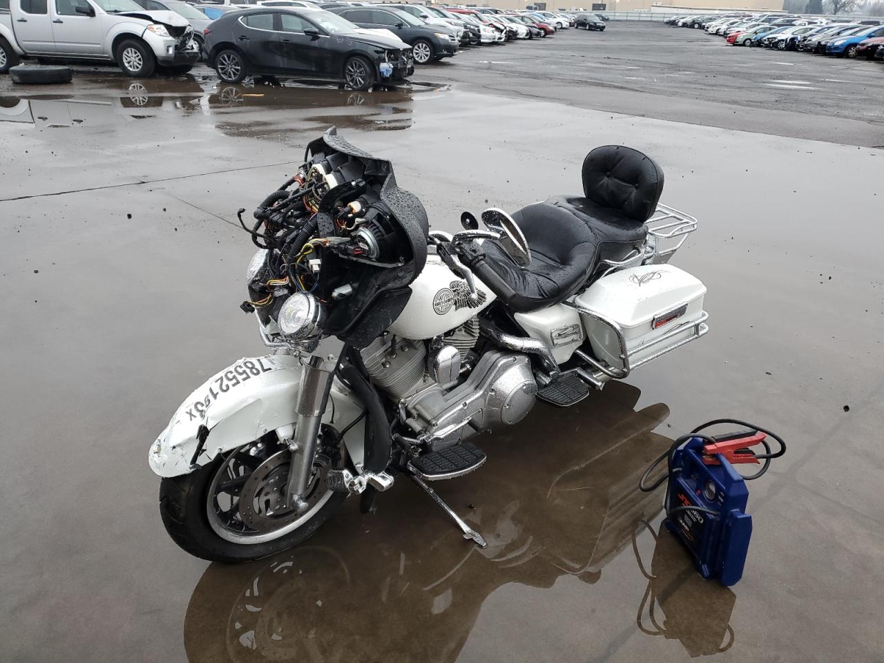 Image 2 of 2000 HARLEY-DAVIDSON FLHT  2000 with VIN 1HD1DDV11YY603519