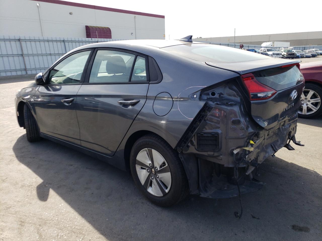 Image 2 of 2019 HYUNDAI IONIQ BLUE 2019 with VIN KMHC65LC2KU168566