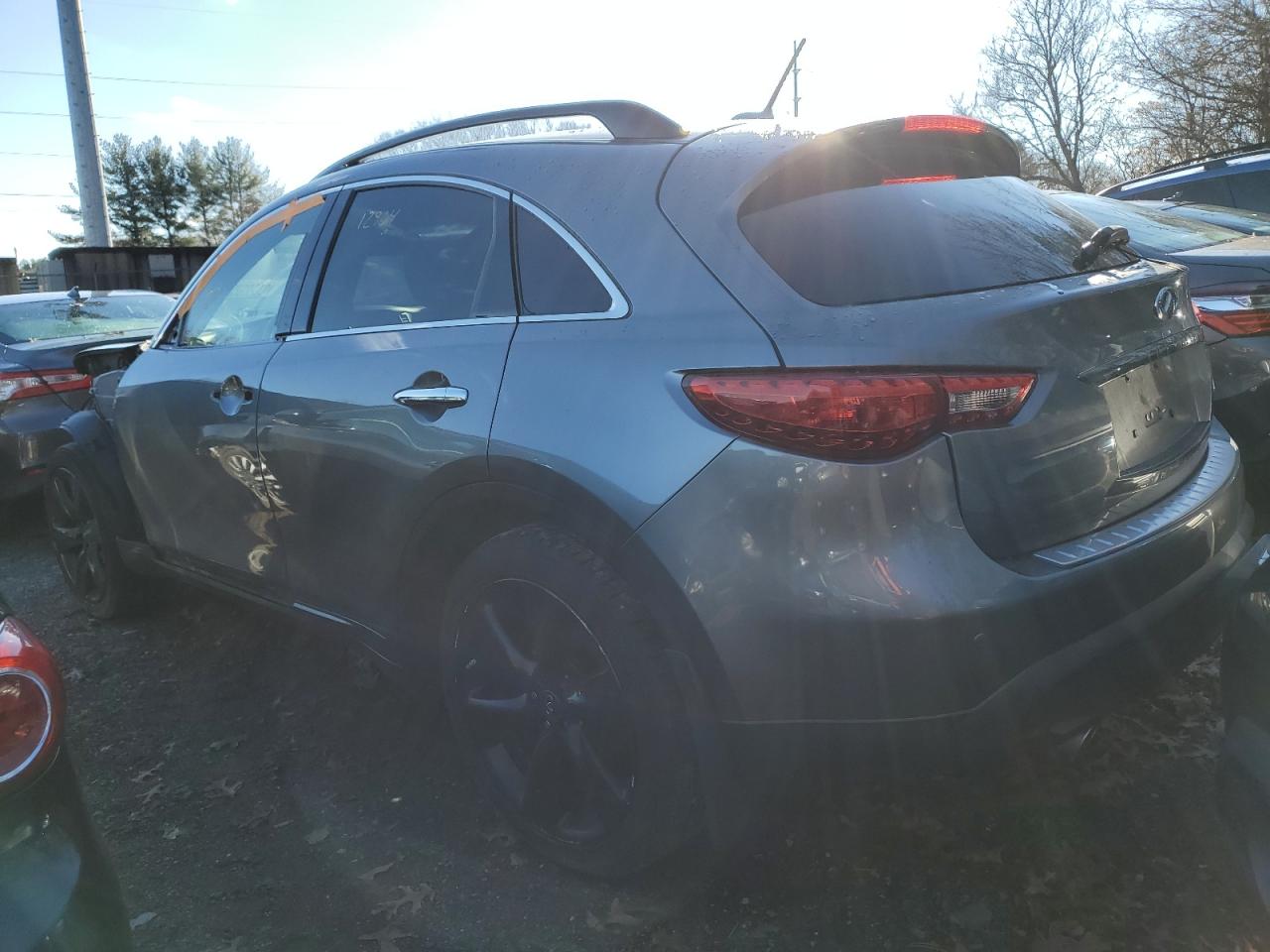 Obraz 2 z 2017 INFINITI QX70  2017 z VIN JN8CS1MW7HM416275