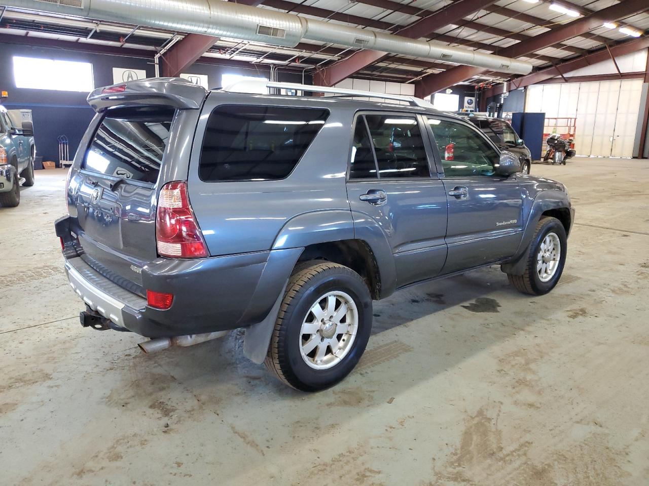 Изображение 3 2005 TOYOTA 4RUNNER SR5 2005 с VIN JTEBT14R858018863