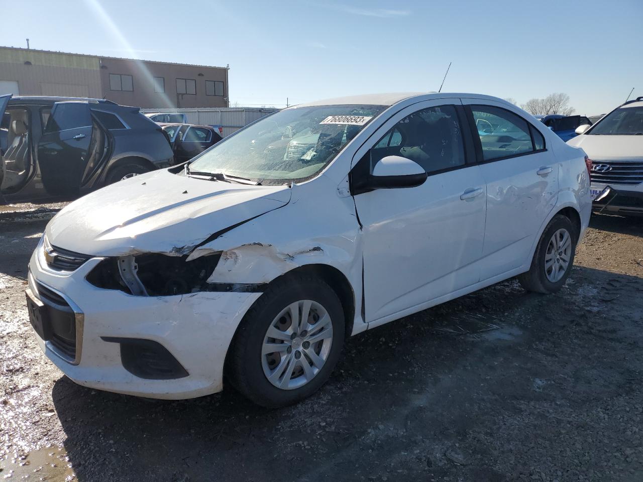 Изображение 2017 CHEVROLET SONIC LS 2017