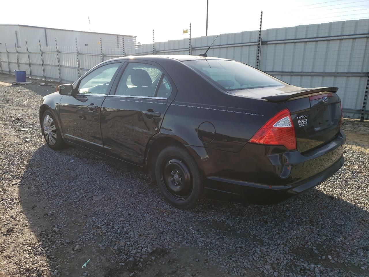 Изображение 2 2011 FORD FUSION SE 2011 с VIN 3FAHP0HA3BR103546