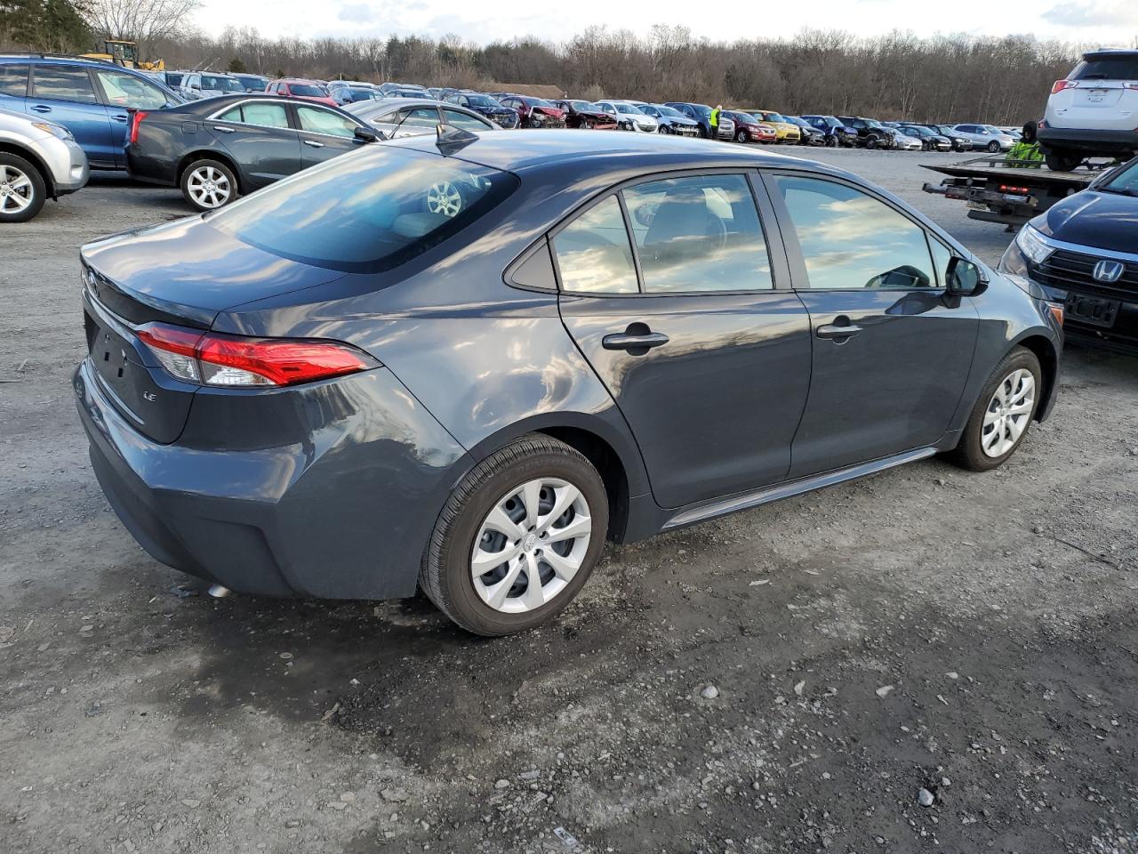 Obraz 3 z 2023 TOYOTA COROLLA LE 2023 z VIN JTDB4MEE2P3001426