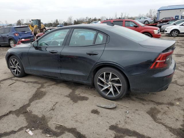 Obraz 2 z 2019 VOLVO S60 T5 MOMENTUM 2019 z VIN 7JR102FK9KG011910