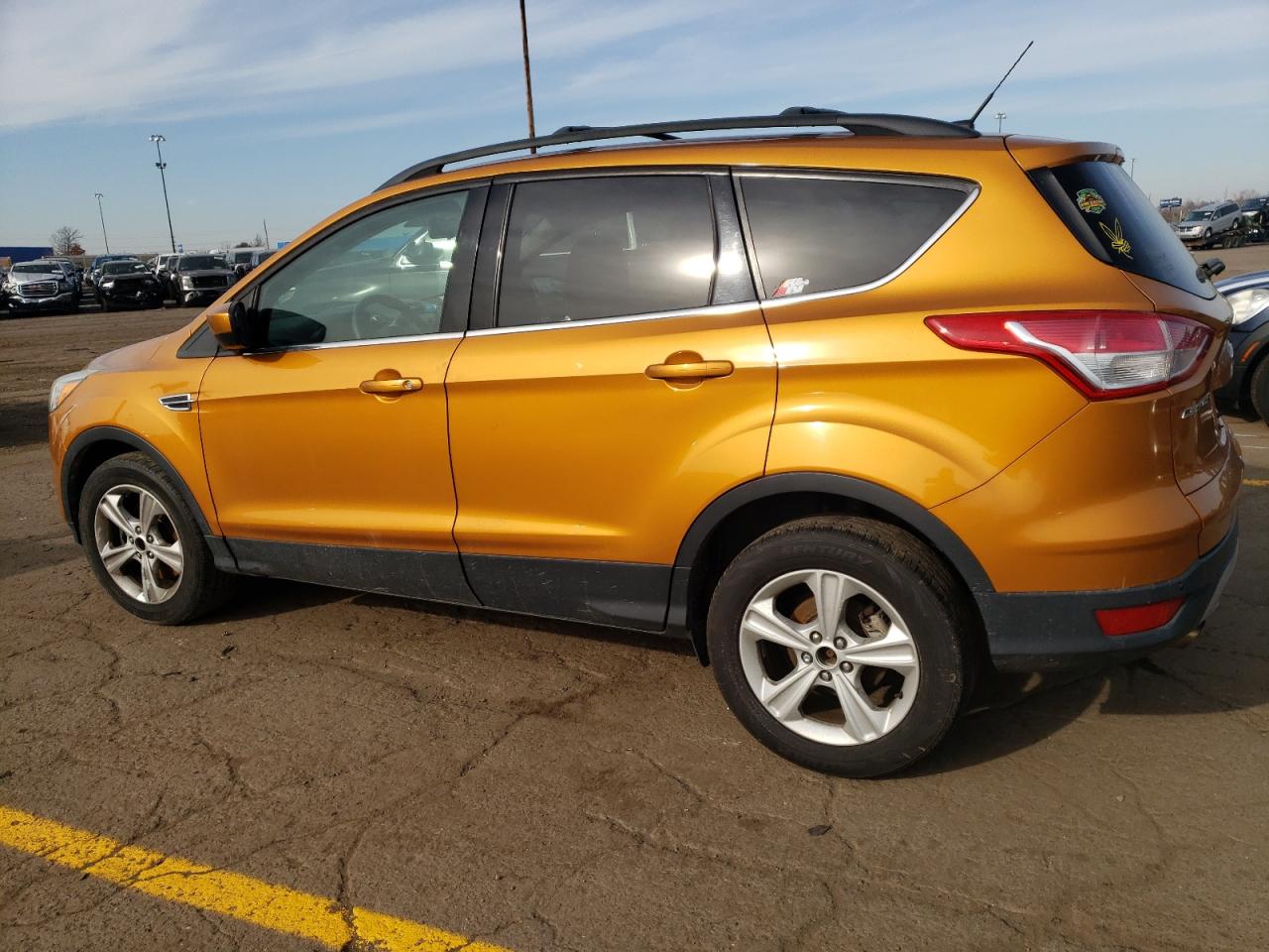 Image 2 of 2016 FORD ESCAPE SE 2016 with VIN 1FMCU9GX5GUC68839